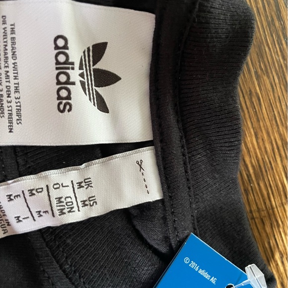 NEW Men’s Adidas t-shirt - Picture 3 of 6